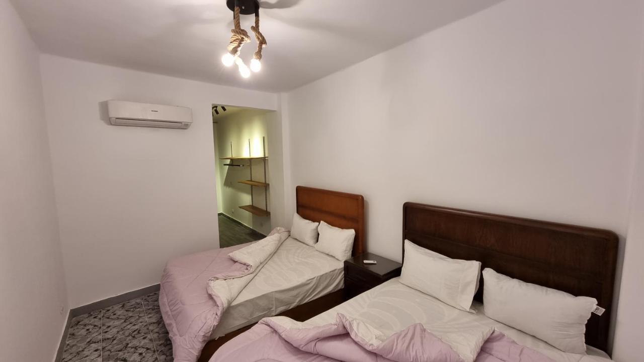 Alex Gate - Families Only Apartment *